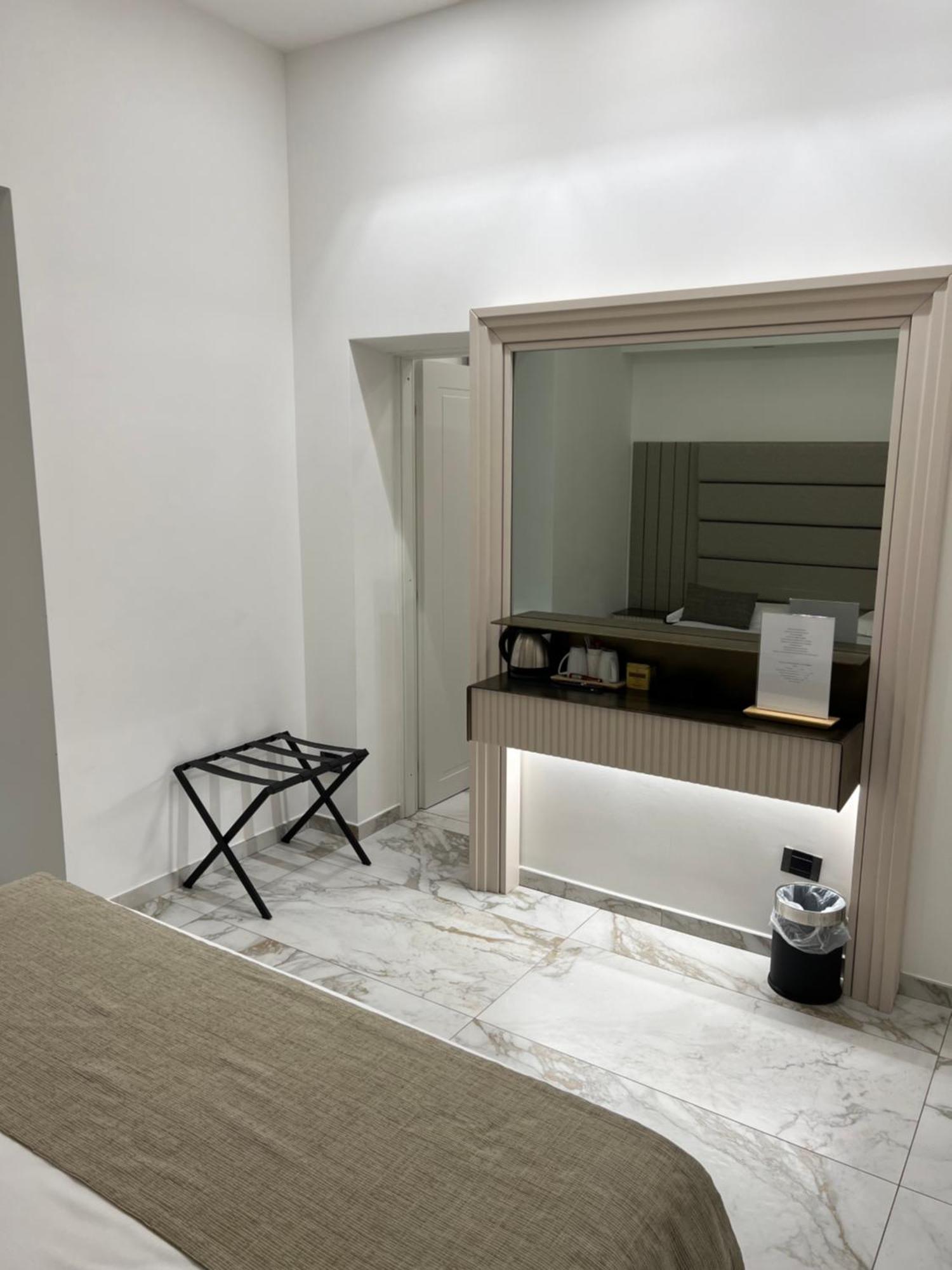 Maison Tritone Guest house Rome