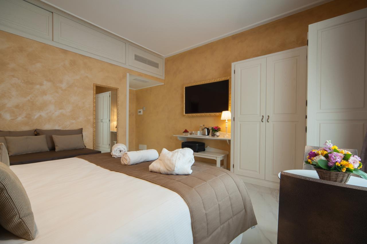 Maison Tritone Guest house Rome